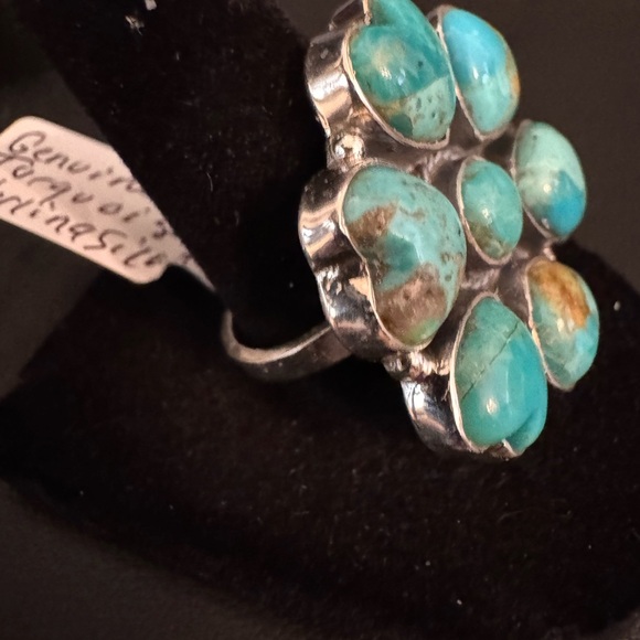 Genuine, Turquoise and sterling silver Heart Cluster Ring - Picture 3 of 6